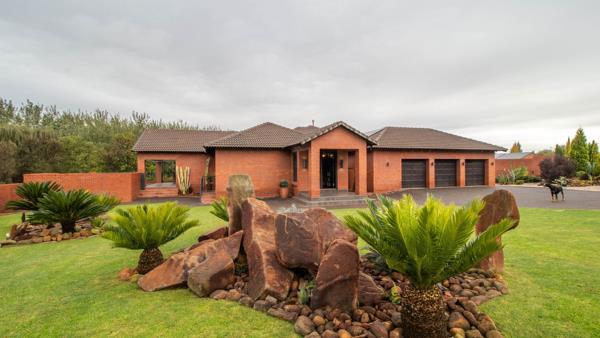 5 Bedroom House