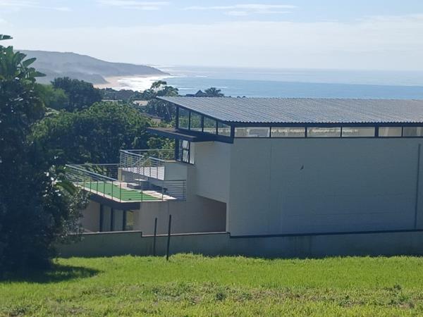 1 357 m² Land