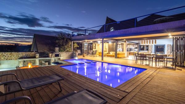 600  m² Commercial space