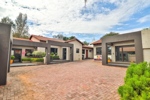 176  m² Commercial space