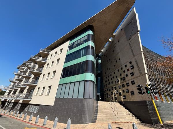 952 m² Commercial space