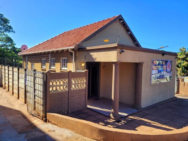 834  m² Commercial space