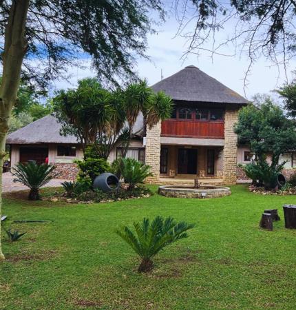 9 Bedroom House