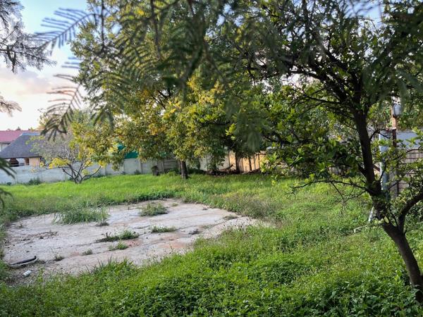 498 m² Land
