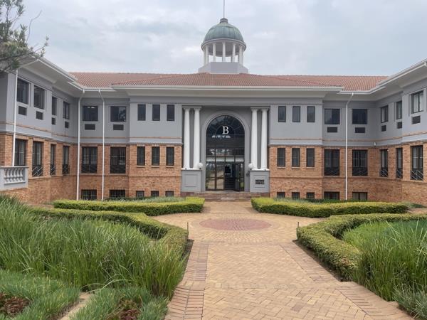 485  m² Commercial space