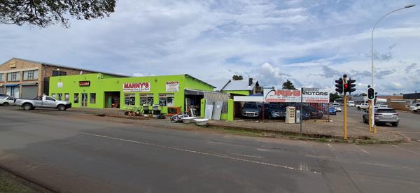 1 030 m² Commercial space
