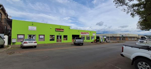 1 030  m² Commercial space