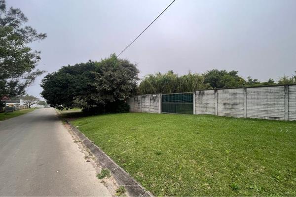 694 m² Land