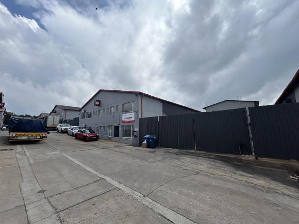 833  m² Industrial space