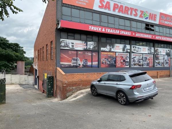 1 175 m² Industrial space