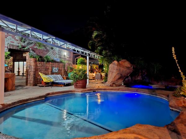 9 Bedroom, Bed and Breakfast