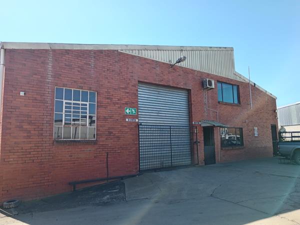 345  m² Commercial space