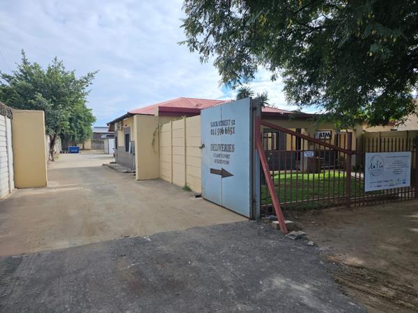 1 908 m² Commercial space