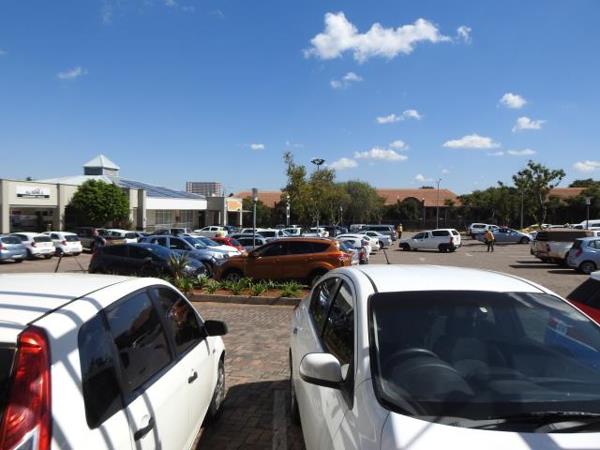 96  m² Retail Space