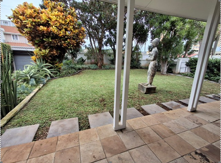 240  m² Office Space