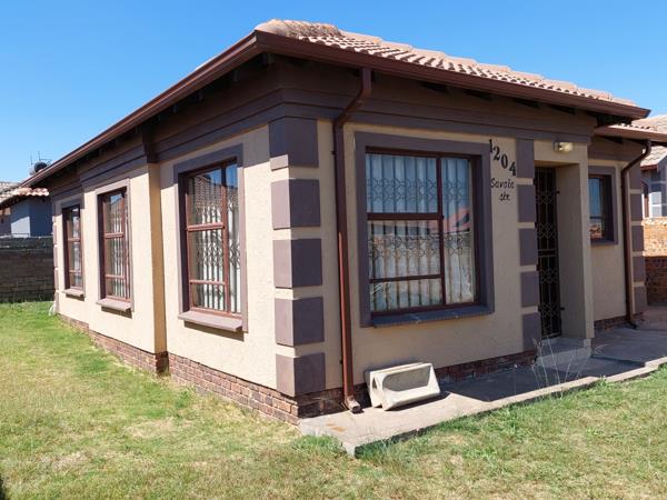 2 Bedroom House