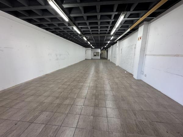 250 m² Commercial space