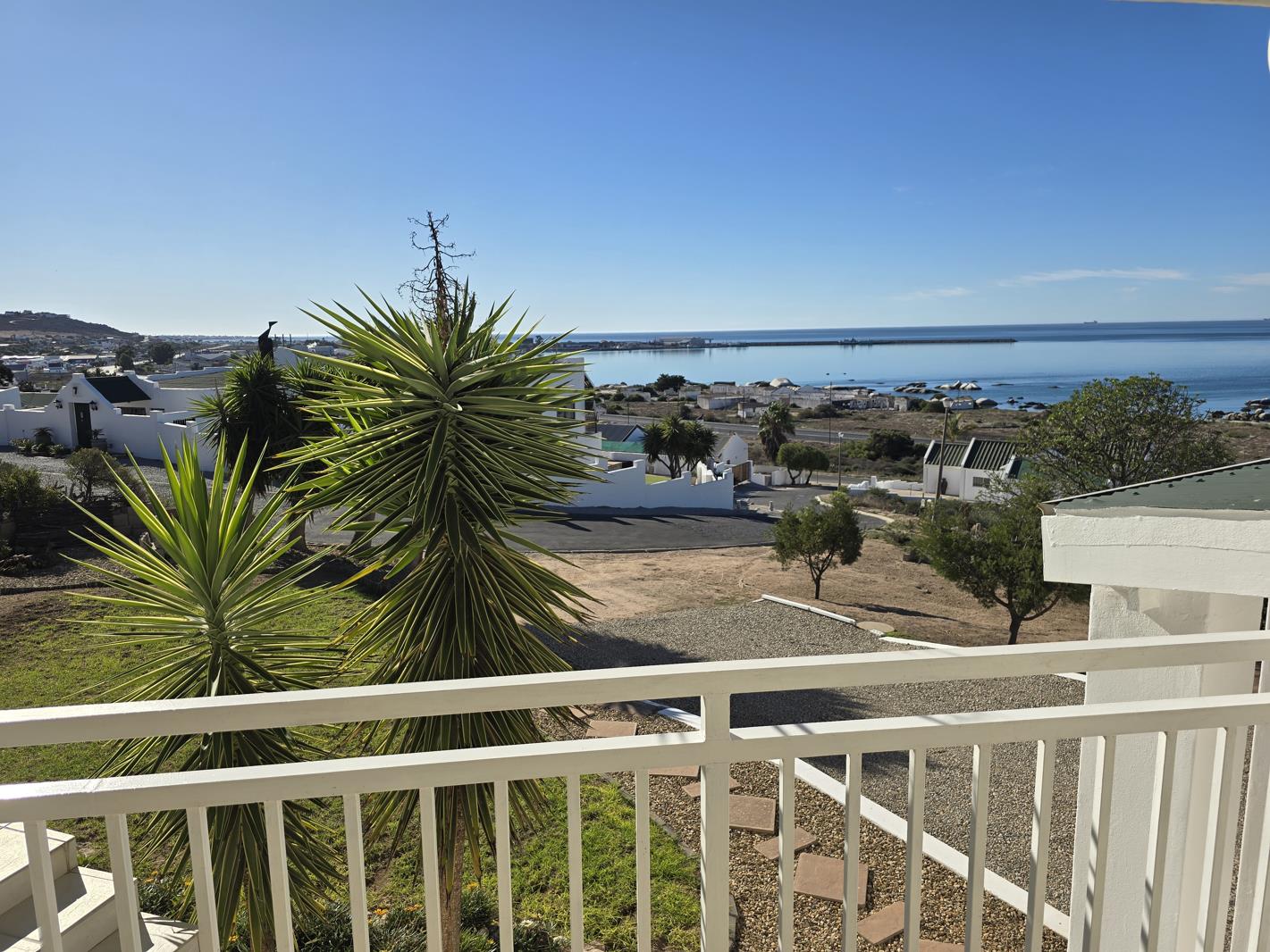 4 Bedroom House in Britannica Heights