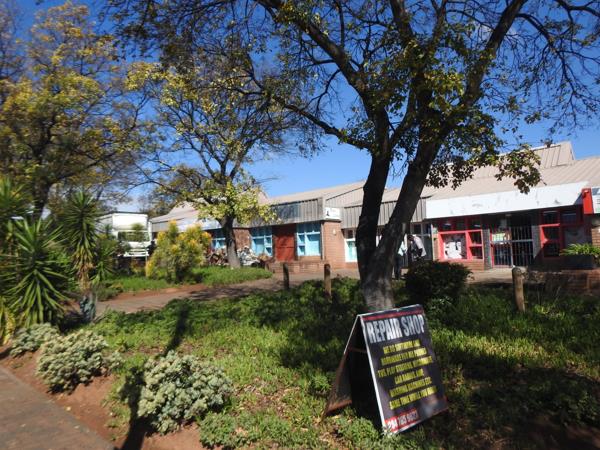 74 m² Retail Space