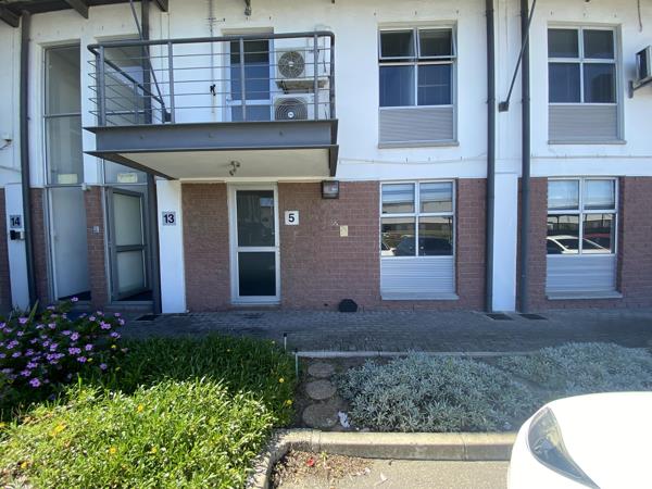 101.5 m² Commercial space