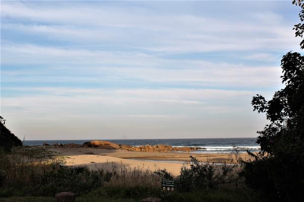 1 030 m² Land