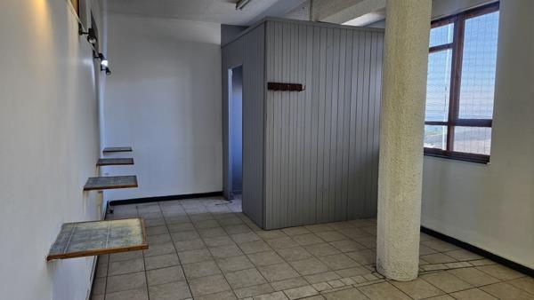 53  m² Commercial space