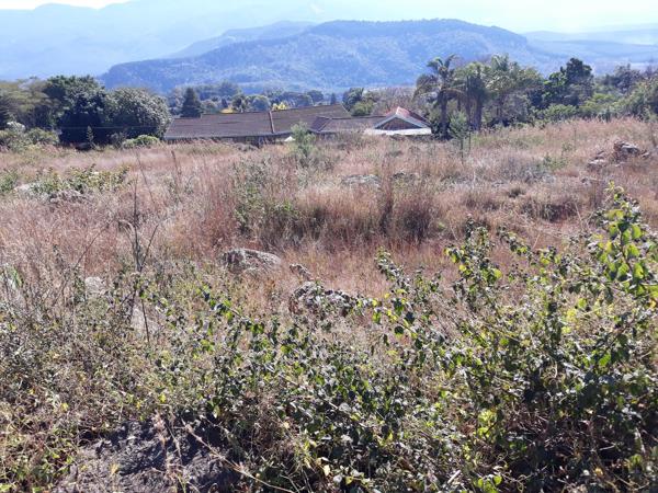 2 182 m² Land