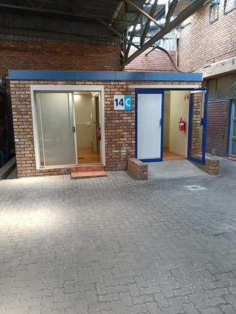 23  m² Commercial space