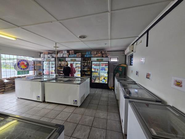 100  m² Commercial space