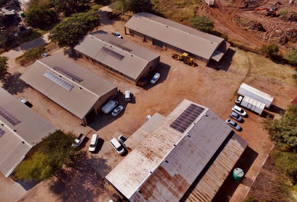 3 240  m² Commercial space