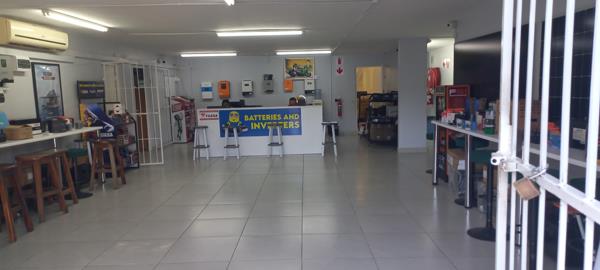 194  m² Commercial space