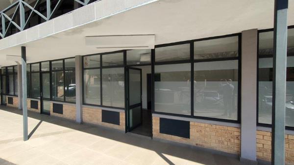 108  m² Commercial space