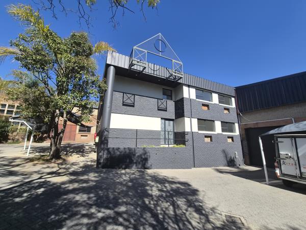 252 m² Commercial space