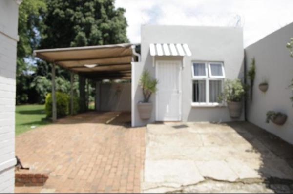 1 Bedroom Garden Cottage