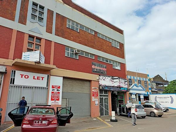 125 m² Commercial space