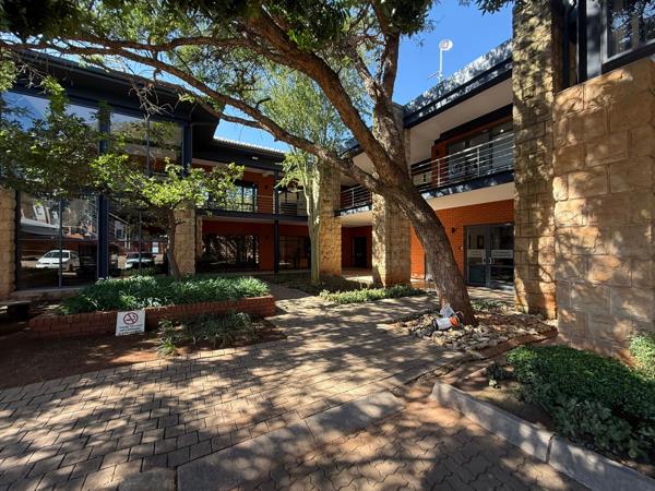 257  m² Commercial space