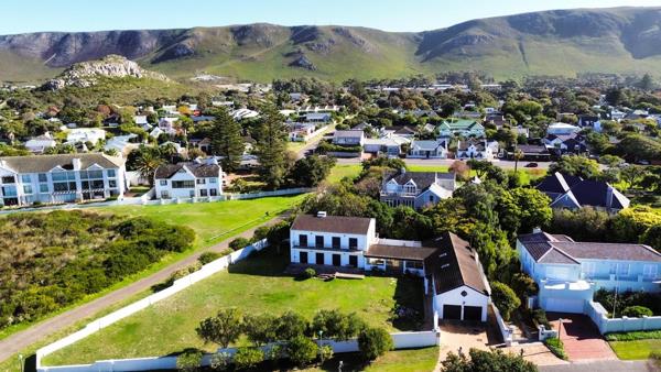 850 m² Land