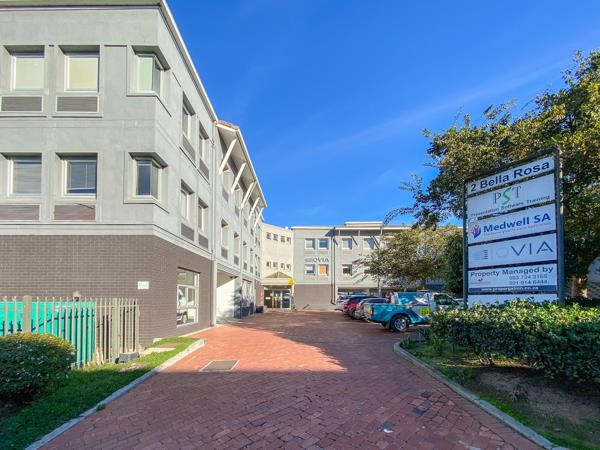 422  m² Commercial space