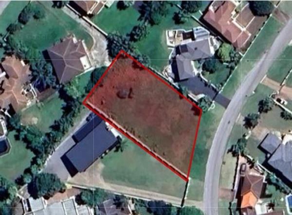 1 377 m² Land