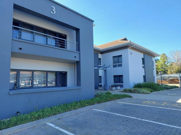 2 049.8  m² Commercial space