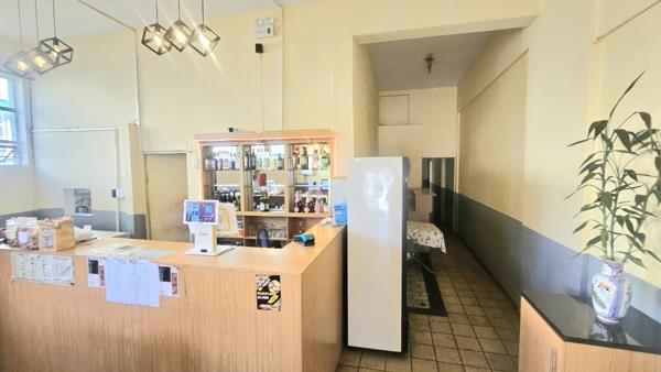 150  m² Retail Space