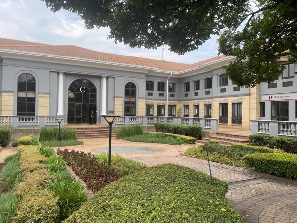 298  m² Commercial space