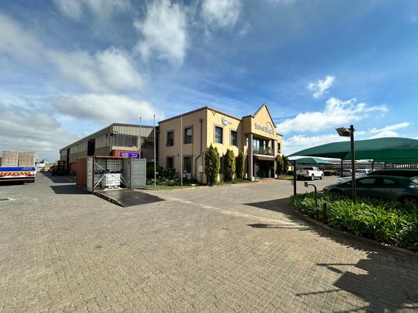 1 993  m² Commercial space