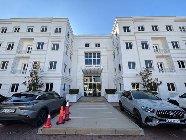 290  m² Commercial space