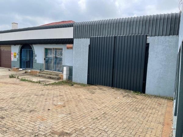 1 066  m² Commercial space