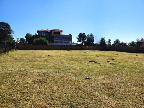 908 m² Land
