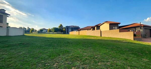 681 m² Land