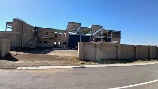 787  m² Industrial space