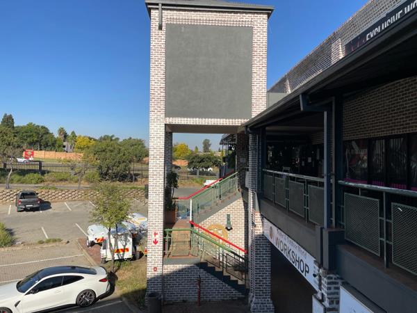 356  m² Commercial space