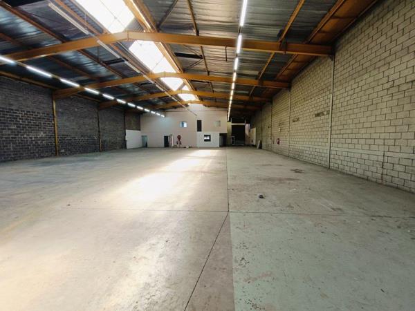 1 046  m² Industrial space